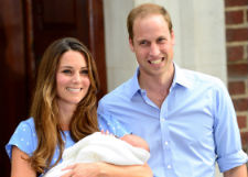 Принц Уильям отблагодарил Кейт за рождение сына брошкой