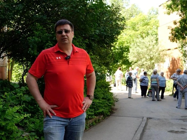 Депутат ЛДПР Максим Венедиктов поддержал жителей Промышленного района | Источник: региональное отделение ЛДПР