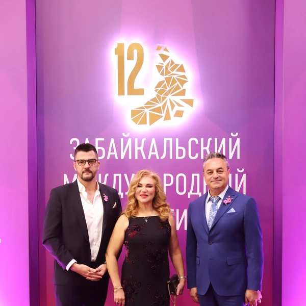 Источник: Олег Фёдоров, Анна Хвостова