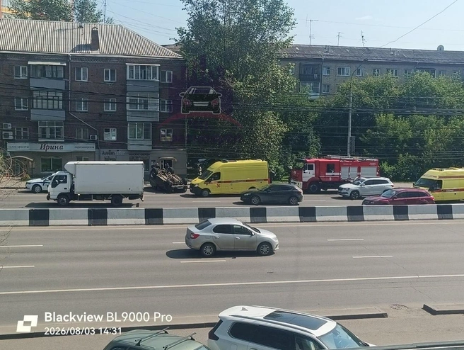 На Партизана Железняка перевернулась «Нива» | Источник: ЧП Красноярск / Telegram