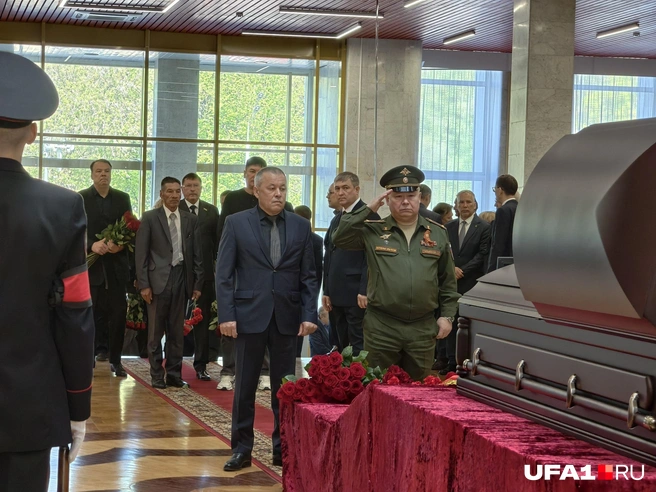 Альберт Гильманов — начальник отделения по военно-патриотической работе военкомата Башкирии | Источник: Булат Салихов / UFA1.RU
