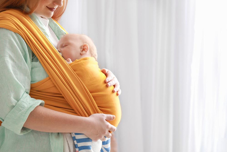 как правильно носить на руках ребенка, чтобы спина мамы была здорова