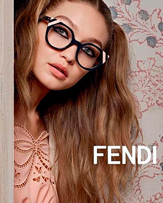 Белла Хадид в объективе Карла Лагерфельда для Fendi SS17