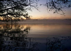 Пропавший в Карелии вертолет МЧС затонул в Онежском озере: экипаж из 3 человек считают погибшим