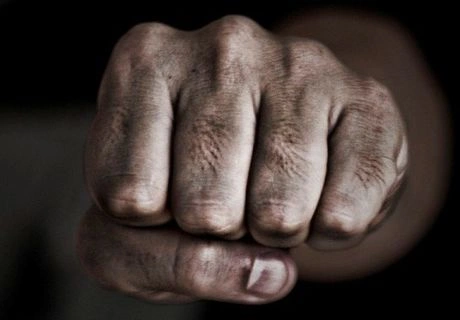 Рязанец осужден на 8 лет за убийство соседа | ya62.ru