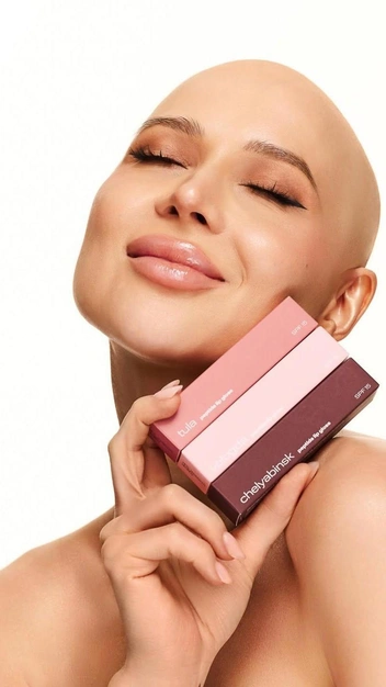 Источник: eyya.skin / Instagram (экстремистская организация, деятельность запрещена на территории РФ)