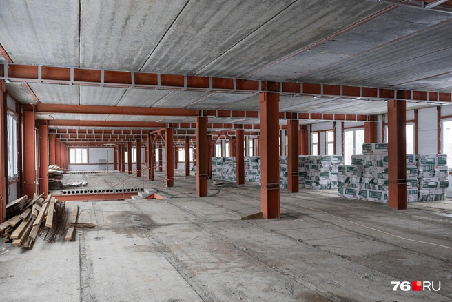 Внутренние работы еще идут