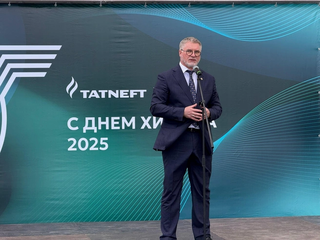 Гендиректор Юрий Морозов отметил, что проект логично продолжает стратегию повышения эффективности логистики | Источник: «Тольяттикаучук»
