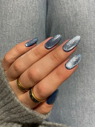 Источник: @brittany_nailart