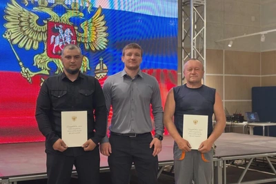 Ямальские строители получили награды Президента за восстановление Волновахи