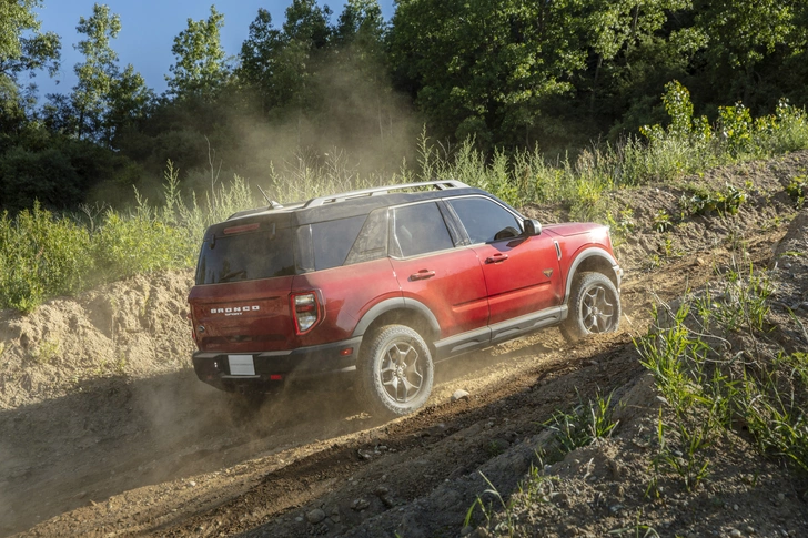 Ford представил совершенно новый внедорожник