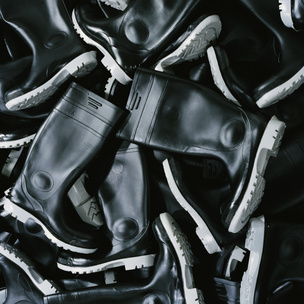 Как выбрать резиновые сапоги — самую важную весеннюю обувь