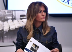 О чем хочет сказать Мелания Трамп, выбирая британских дизайнеров?