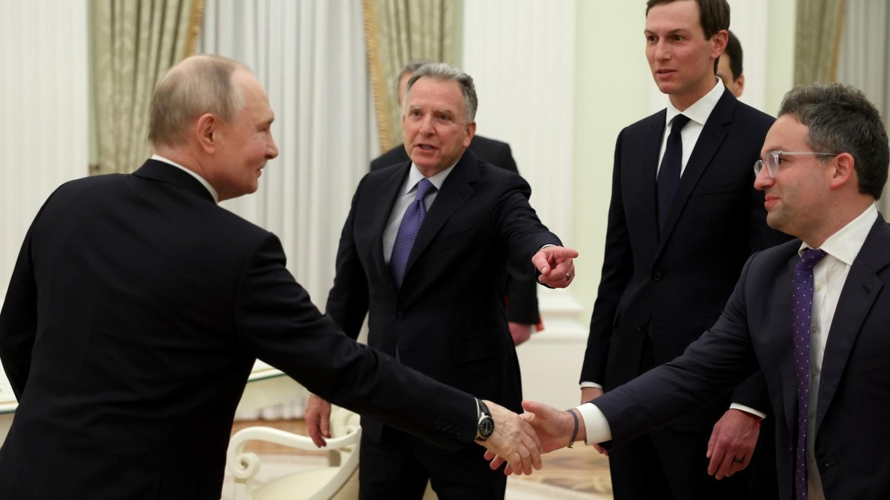 Трехсторонняя встреча впервые за время конфликта: кто представит Россию, США и Украину и что известно о переговорах в ОАЭ