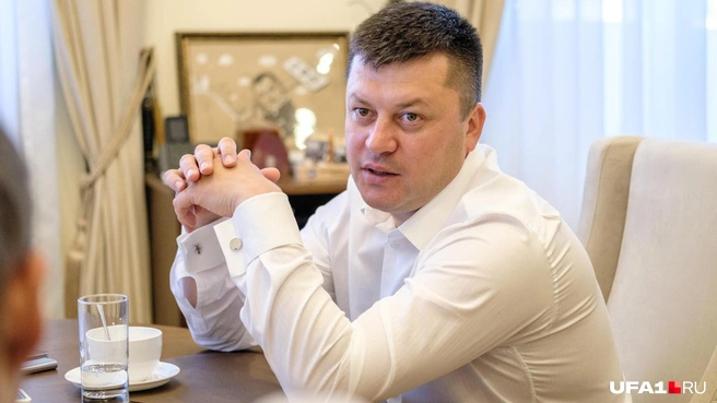 Мавлиев и сам любит кататься на велосипеде | Источник: Булат Салихов / UFA1.RU