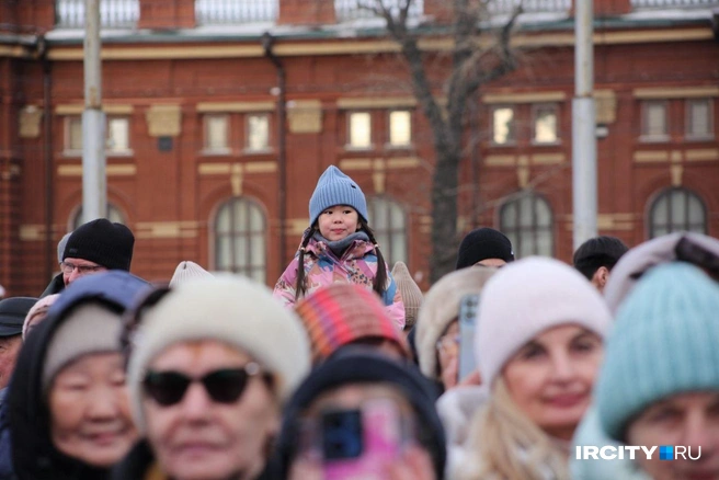 Кому-то повезло посидеть на плечах! | Источник: Даниил Конин / «ИрСити»