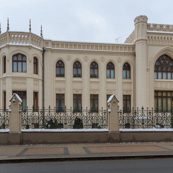 Особняк Зинаиды Морозовой на улице Спиридоновка в Москве. Построен в 1893–1898 гг. для жены миллионера Саввы Морозова﻿. Арх. Федор Шехтель. | Источник: А.Савин, Википедия