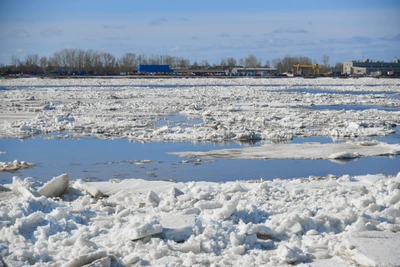 На реках ХМАО начались подвижки льда
