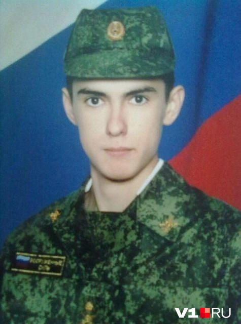 После срочной службы Владимир уехал работать в Москву | Источник: родные Владимира Лешпаева