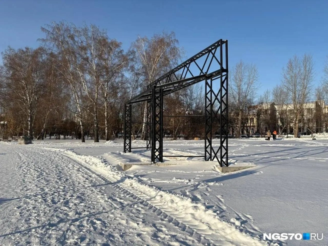 Завершить все работы подрядчик обещает к середине декабря | Источник: Мария Лобанова / NGS70.RU