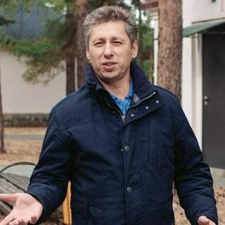 <p>Виктор Ваценков</p>