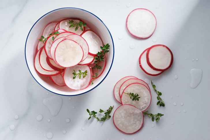 Маринованная редиска: готовим вкусную и хрустящую закуску