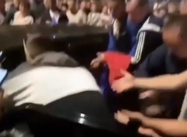 В Ивановской области пьяная женщина въехала в толпу во время празднования Дня города | ya62.ru