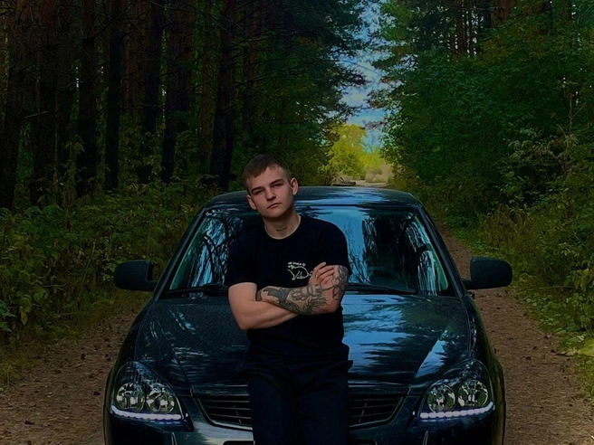 Автомобиль, подаренный матерью на 18-летие, принадлежал Никите | Источник: страница матери погибшего во «Вконтакте»