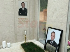 Два года со дня трагедии: Диана Гурцкая с сыном, братом и свекровью помянули Петра Кучеренко на его могиле с памятником-дворцом