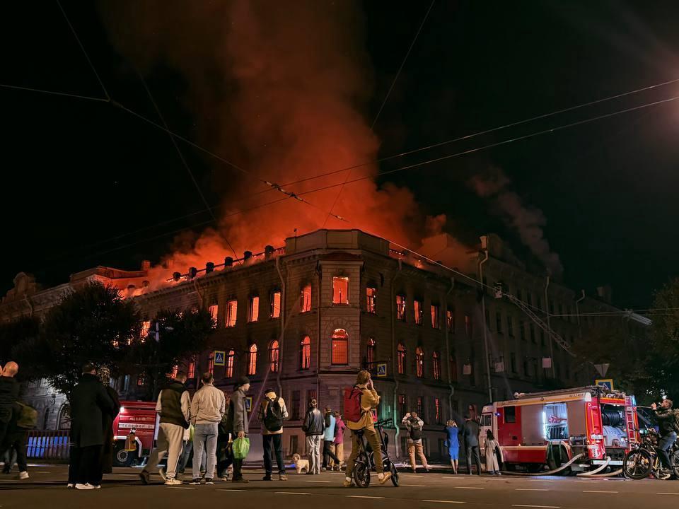 «АСК-Строй» получила предостережение после пожара в особняке Миллера
