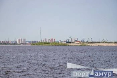 Зея у Благовещенска вышла на пойму