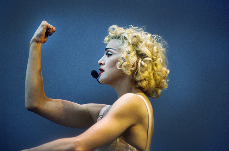 Фото №1 - Как Мадонна четыре десятилетия заигрывала со временем, но не смогла обмануть его