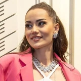 <p>Фахрие Эвджен</p>