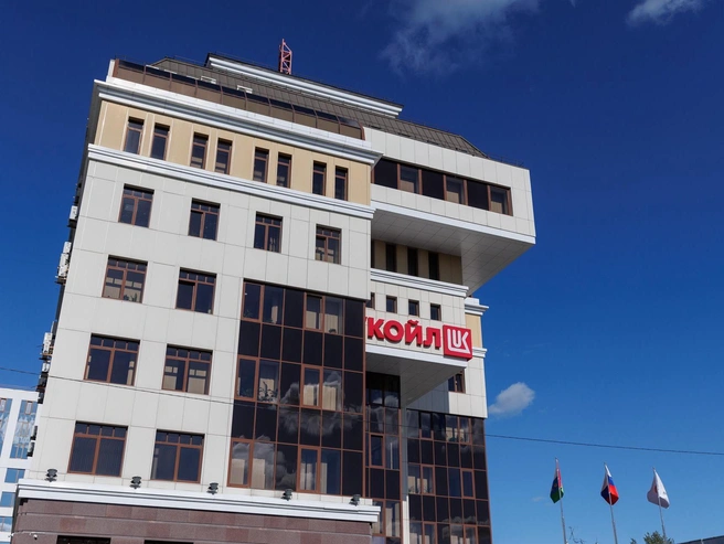 Острые углы — архитекторы того периода неровно дышали к таким приёмам | Источник: Ирина Шарова / 72.RU