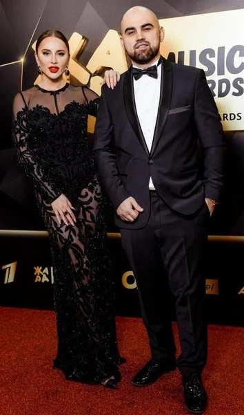 Artik & Asti