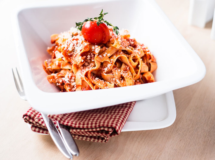 Фото №1 - Рецепт недели: итальянская паста с помидорами