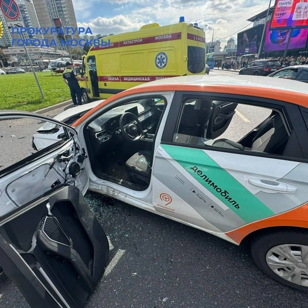 В Москве водитель каршеринга подбил сразу двух байкеров | Источник: Прокуратура Москвы