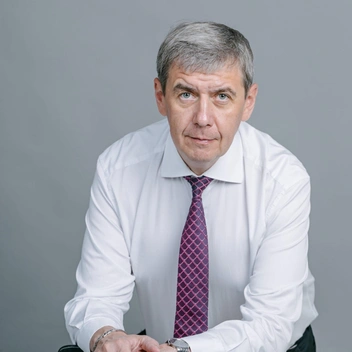 Свою страницу практически не ведет | Источник: Вячеслав Якин / ВКонтакте