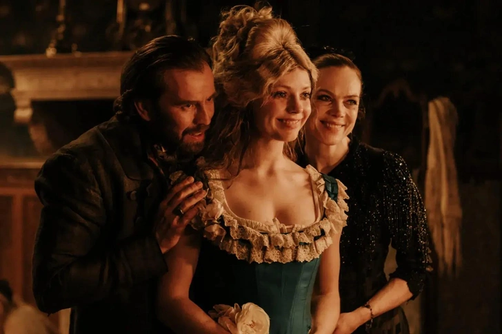 Объяснение концовки и сцены после титров фильма «Гадкая сестра» (The Ugly Stepsister, 2025) | marieclaire.kz