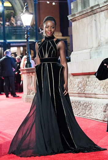 Люпита Нионго в Elie Saab на премии BAFTA-2018