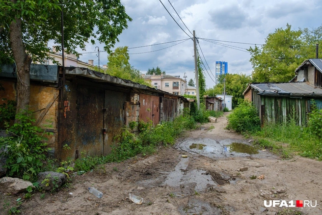 Гаражи в квартале стоят десятилетиями | Источник: Булат Салихов / UFA1.RU