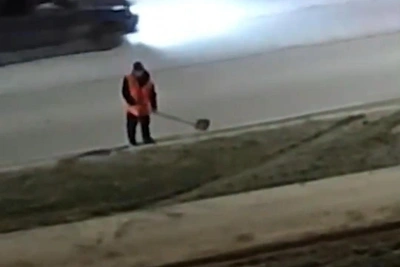 Волгоградцы раскритиковали уборку улиц после ливня