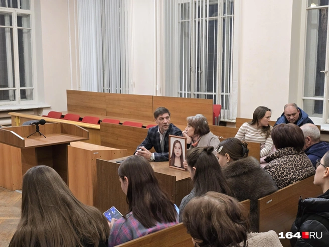 На суд пришли десятки слушателей | Источник: Семен Коротов-Майбах / 164.RU