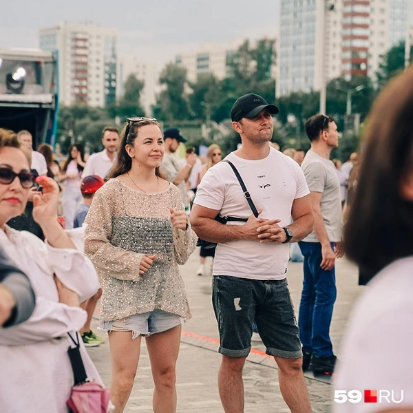 Кто-то пришел с парой | Источник: Репсиме Зурнаджян / 59.RU
