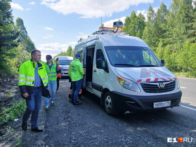 Так выглядит дорожная лаборатория на базе автофургона. Она оценивает дорожное полотно сразу по нескольким ключевым параметрам | Источник: Роман Марьяненко / E1.RU