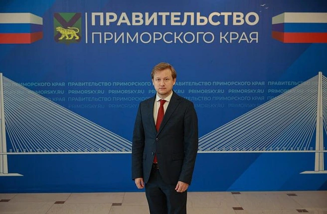 Ранее он работал в Москве и Китае | Источник: правительство Приморья