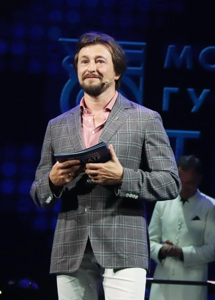 Сергей Безруков | www.starhit.ru