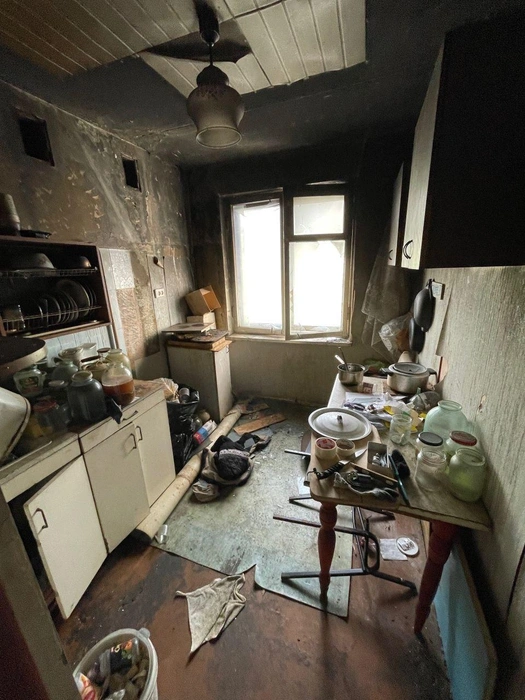 В квартире после пожара царит антисанитария | Источник: жители дома