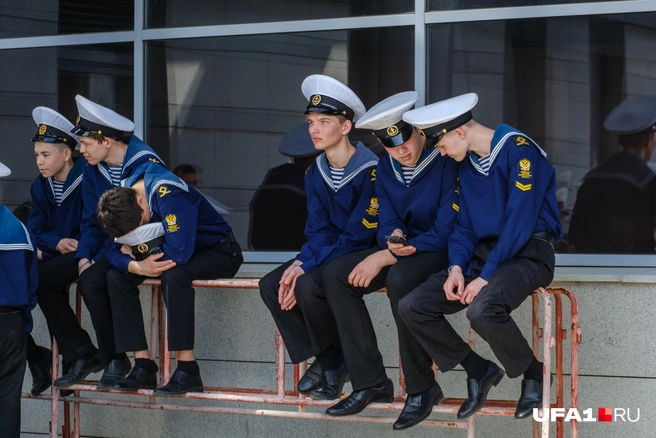 Матрос спит — служба идет | Источник: Булат Салихов / UFA1.RU