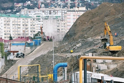 В Сочи строят самую длинную эстакаду на обходе Адлера